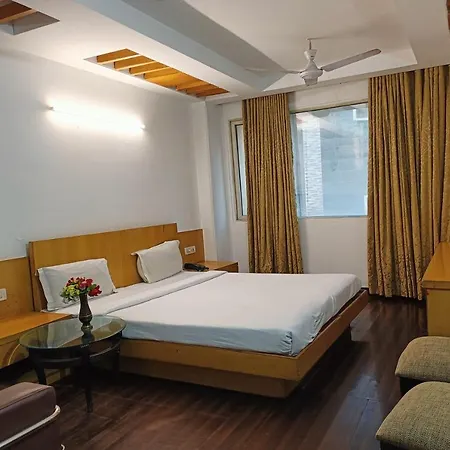 Hotel Gauranga Nearest New Delhi Railway Station Exterior photo